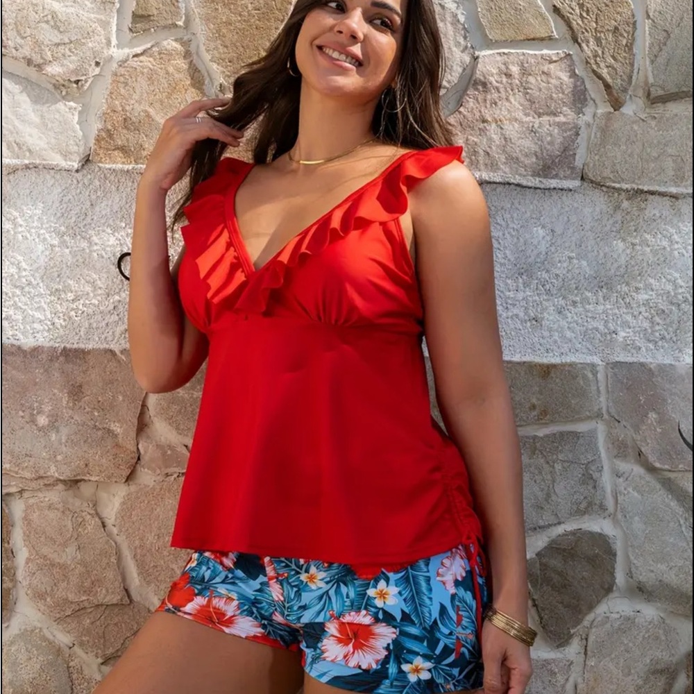 Plus Size Vibrant Red Ruffled Women's Swimsuit Set - Picture 3 of 4